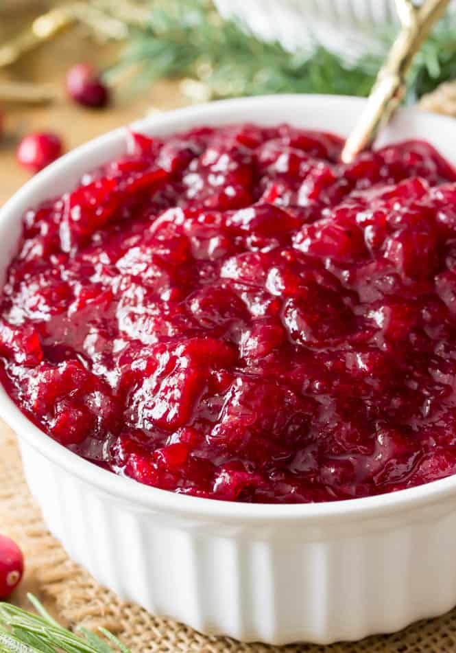 This homemade CRANBERRY SAUCE is so easy to make! It got rave reviews last Thanksgiving so I'm making it again! #thanksgivingrecipe #cranberrysauce Fresh homemade cranberry sauce
